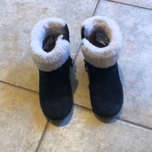 Ugg toddler boot